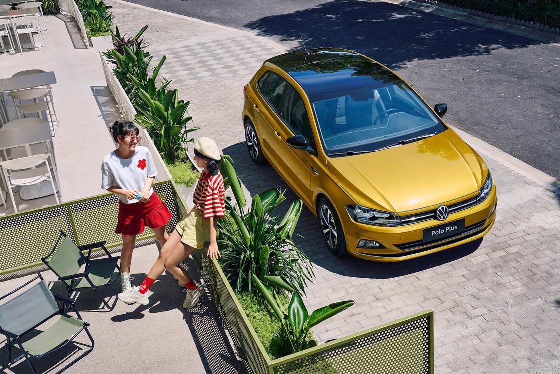 Vehículo de gasolina Volkswagen POLO 1.5L Vehículo de gasolina para adultos Velocidad máxima 185km/h Construcción clásica