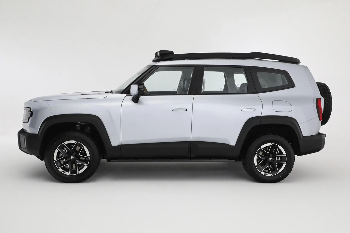 Changan DeepBlue Shenlan G318 4 ruedas Suv eléctrico de combustible híbrido 4WD Off-road Ev Auto paisaje a lo largo de la línea 318 Sichuan-Tibet