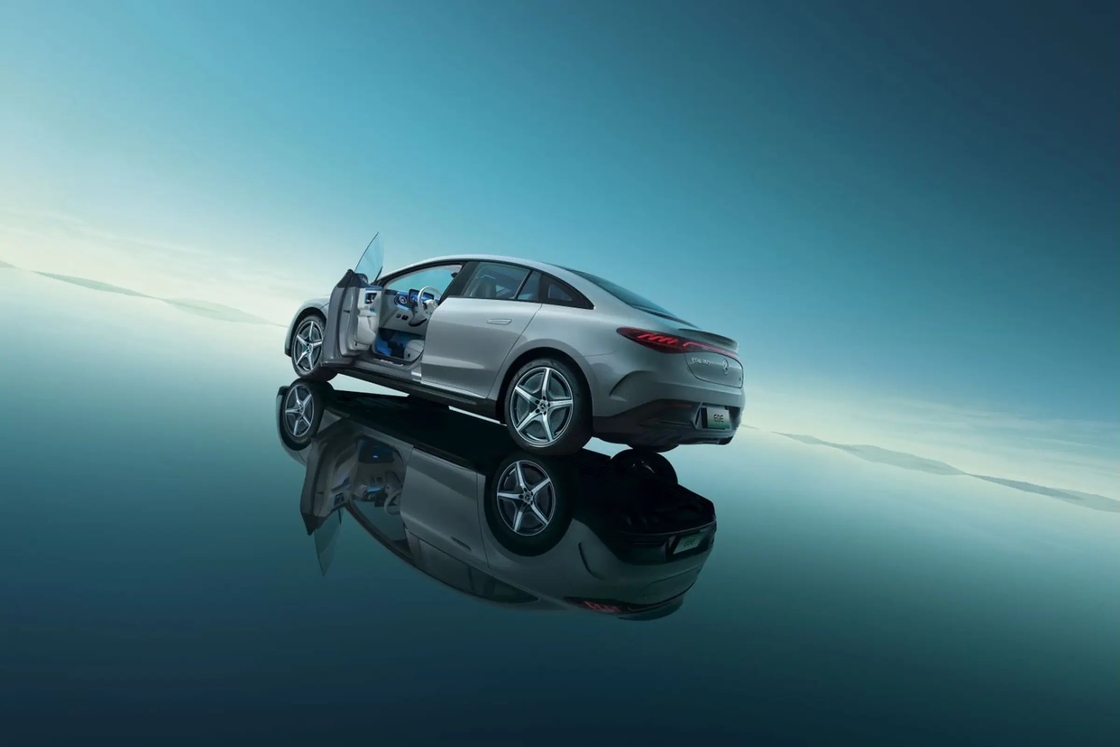 EQE 350 Mercedes Benz Vehículo eléctrico de 5 asientos Auto eléctrico de alto rendimiento 180km/h