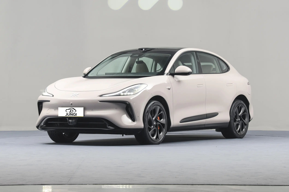 Zhiji LS62023 Max Ultra-Long Range Edition IM Car eléctrico para SUV mediano y grande con un alcance eléctrico puro de 760 km
