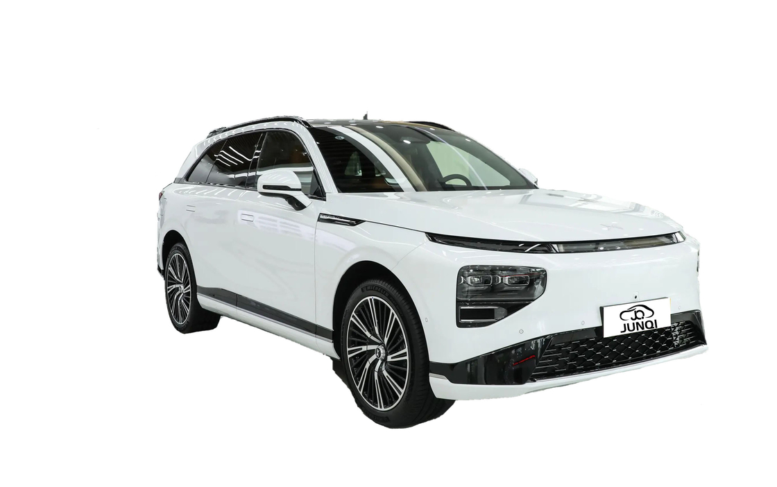Auto eléctrico Xiaopeng de tamaño medio a grande 5 puertas 5 asientos Xpeng G9 SUV eléctrico puro