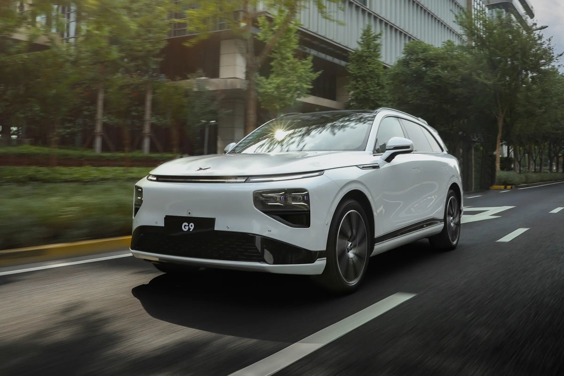 Xpeng G9 SUV eléctrico puro Medio a grande 5 puertas 5 asientos Diseño único de Xiaopeng Electric Car