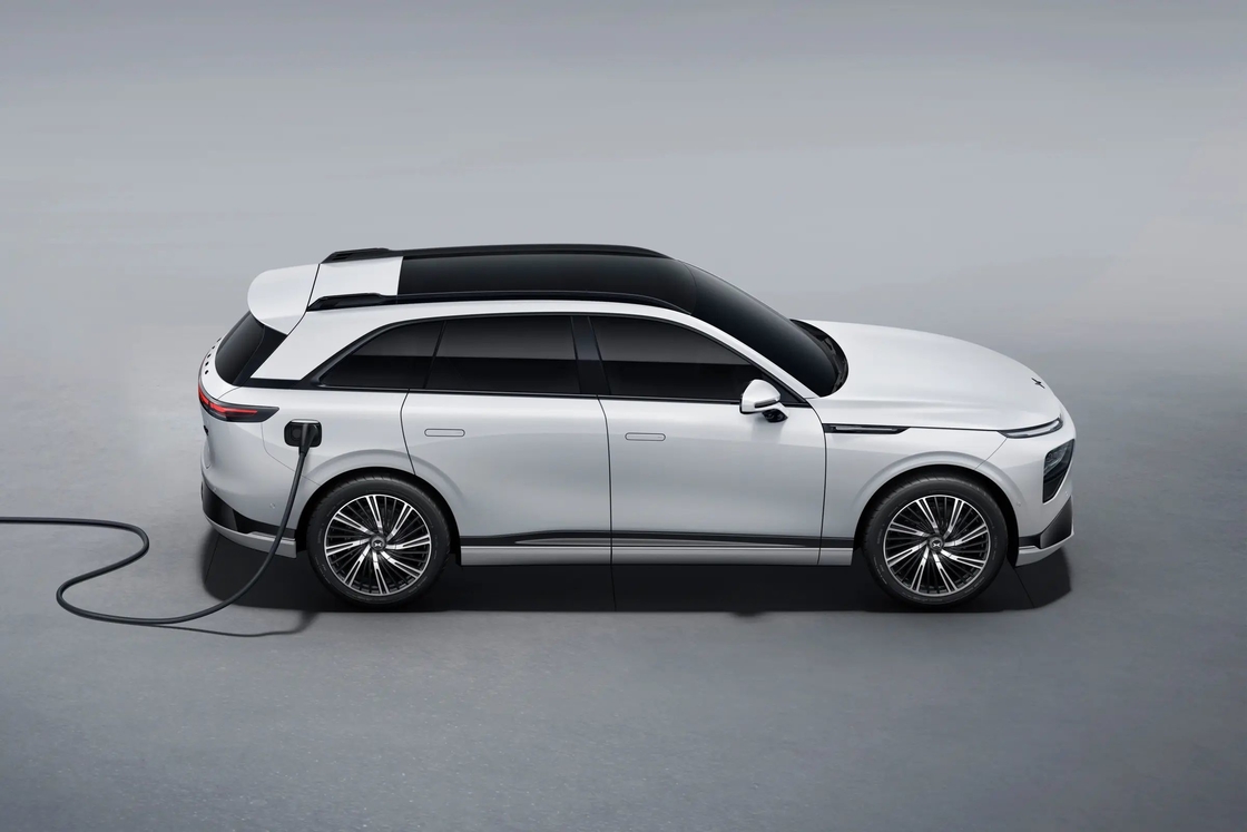 Xpeng G9 SUV eléctrico puro Medio a grande 5 puertas 5 asientos Diseño único de Xiaopeng Electric Car