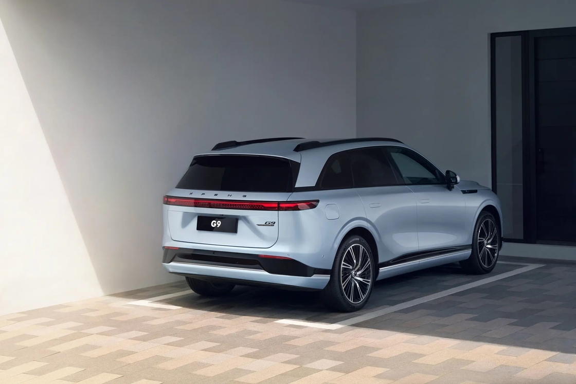 Xpeng G9 SUV eléctrico puro Medio a grande 5 puertas 5 asientos Diseño único de Xiaopeng Electric Car