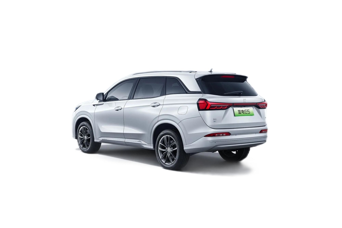 Diseño moderno E5 Seres de tamaño medio Coche eléctrico / SUV EV con tracción en todas las ruedas