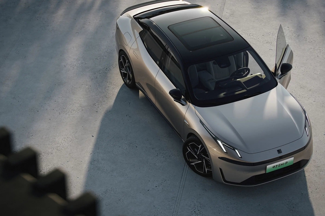 Vehículo eléctrico de 5 asientos Lynk And Co Tipo de sedán Vehículo eléctrico con tracción delantera EV 180 km/h
