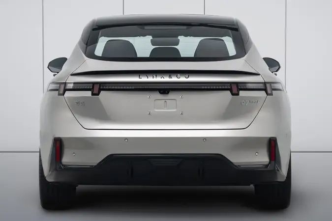 La Lynk Co 07 es la combinación perfecta de rendimiento y sostenibilidad para la vida urbana