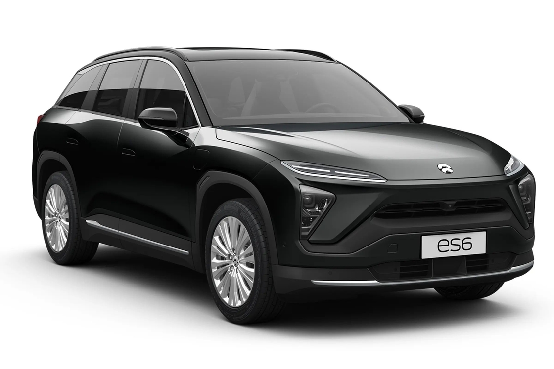 Auto eléctrico de tamaño medio ES6 NIO con tracción a todas las ruedas