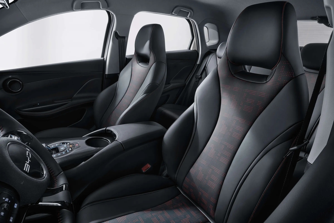 BYD E2 405km New Energy Limousine eléctrico con manejo a mano izquierda EV 5 puertas 5 plazas