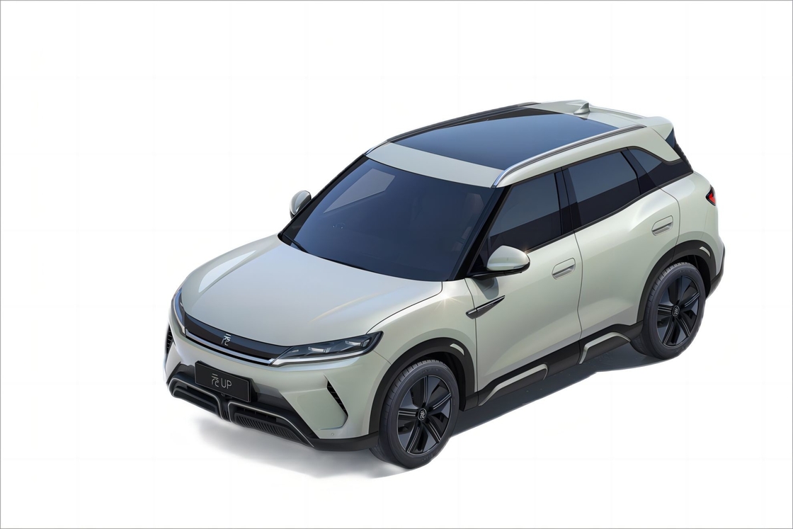 BYD Yuan UP Procesador avanzado y pantalla de alta resolución para un rendimiento superior