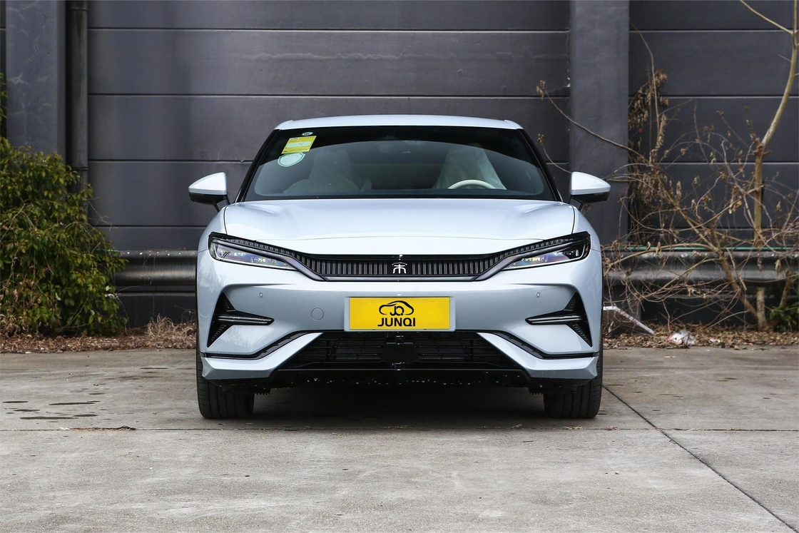 4WD Byd Song L EV Champion 662km Largo alcance 5 puertas 5 asientos SUV Nuevo vehículo de energía