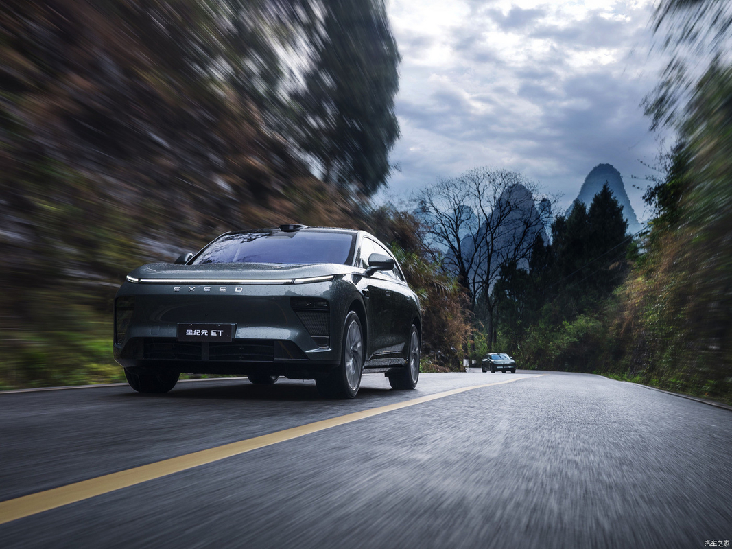 EXEED ET Chery Vehículos eléctricos 245KW 650Nm Torque para un viaje lujoso y sostenible
