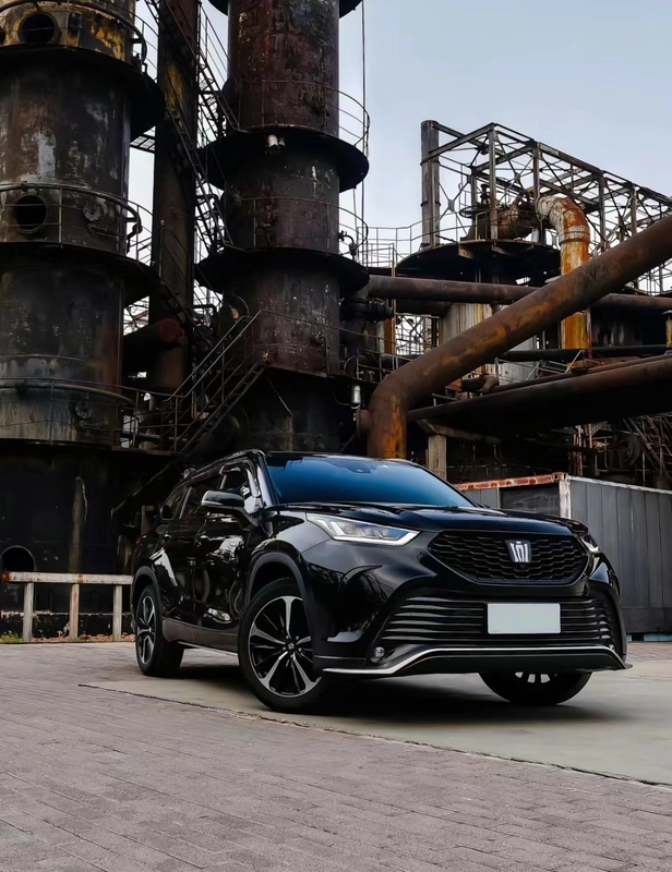 Tipo de sedán Hybrid Toyota Car eléctrico 4 puertas 5 asientos Toyota Crown Land Release