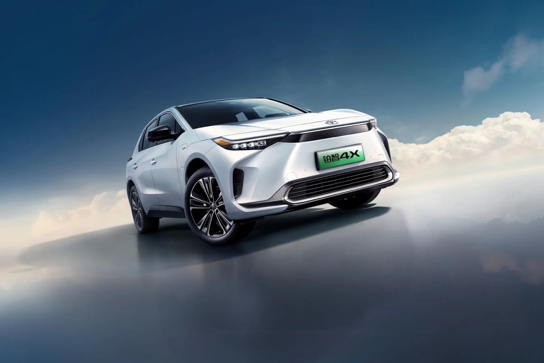 Toyota Bz 4X SUV eléctrico híbrido para consumidores conscientes del medio ambiente y entusiastas del aire libre