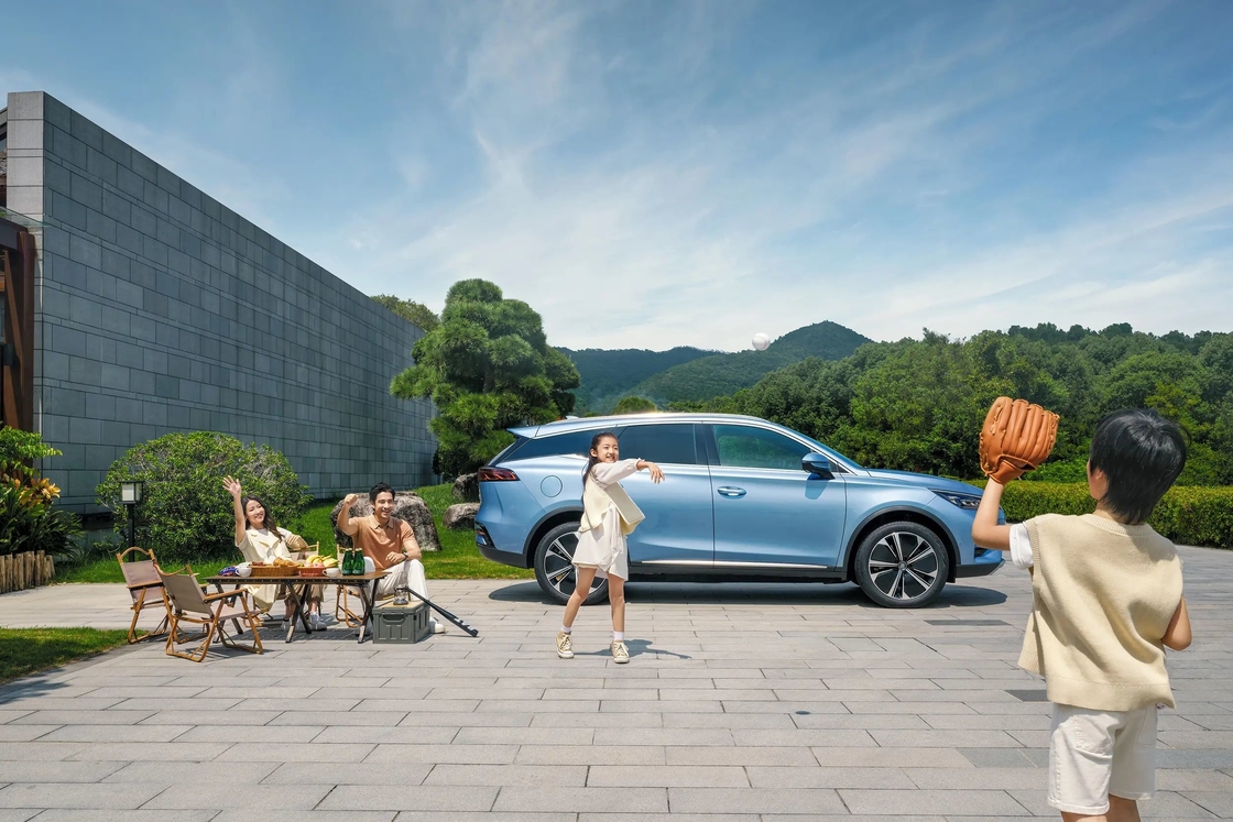 Luxury BYD Tang Electric Car EV 185Km/H con conexión de conducción izquierda en SUV híbrido