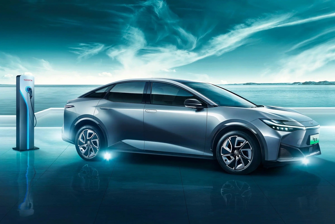 Toyota de tamaño medio Sedan eléctrico 517km Elite PRO Pure Electric Toyota Bz3 EV