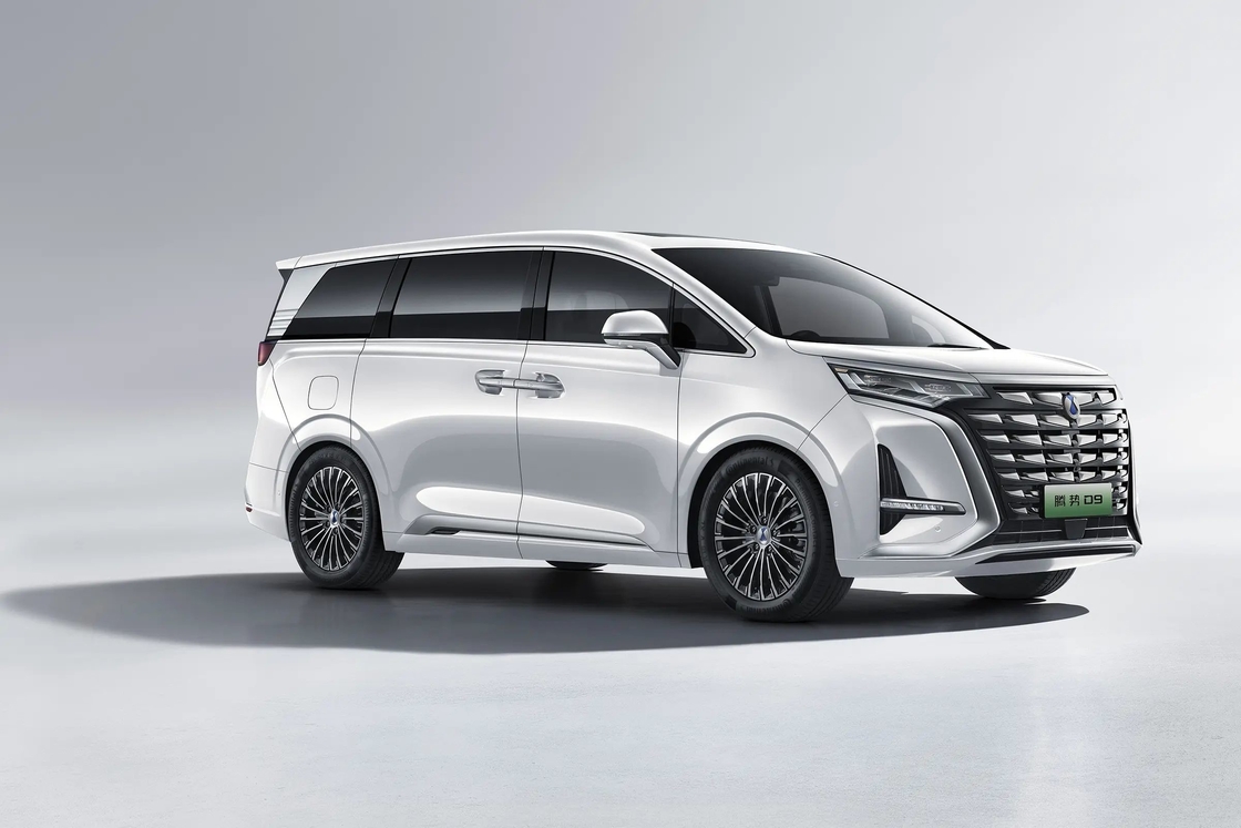Descubra el siguiente nivel de lujo y rendimiento con el BYD Electric Car tengshi D9