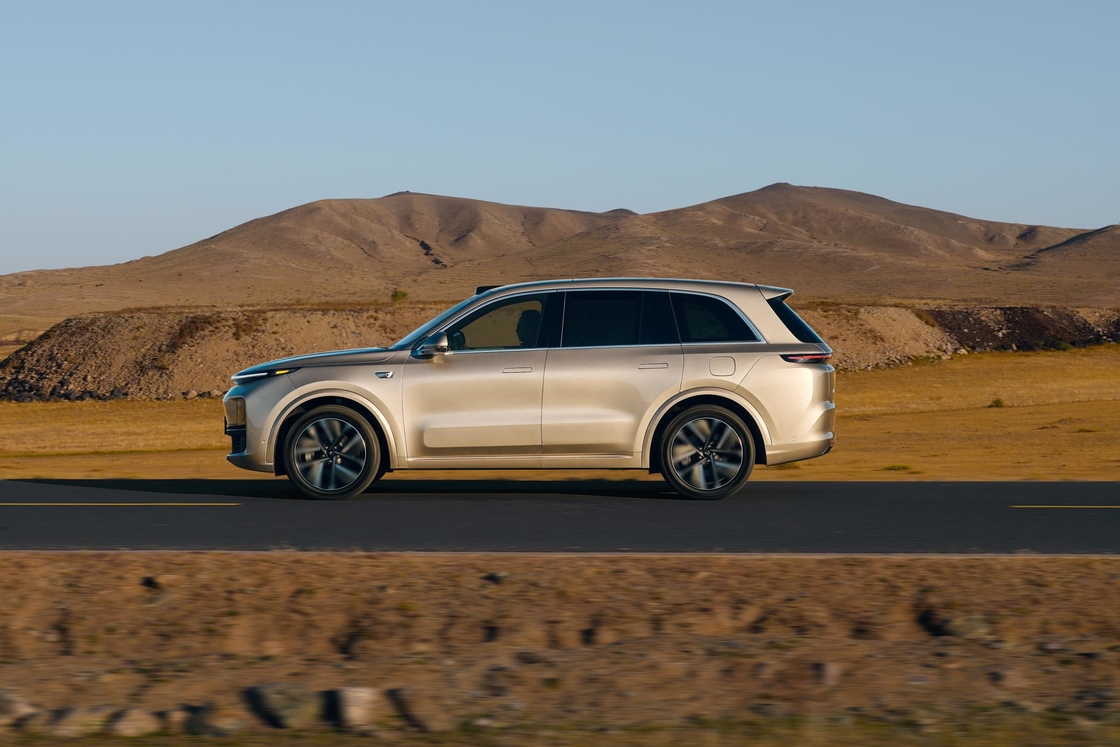 5 puertas 6 asientos L8 Lixiang SUV de coche eléctrico con 800 km de autonomía