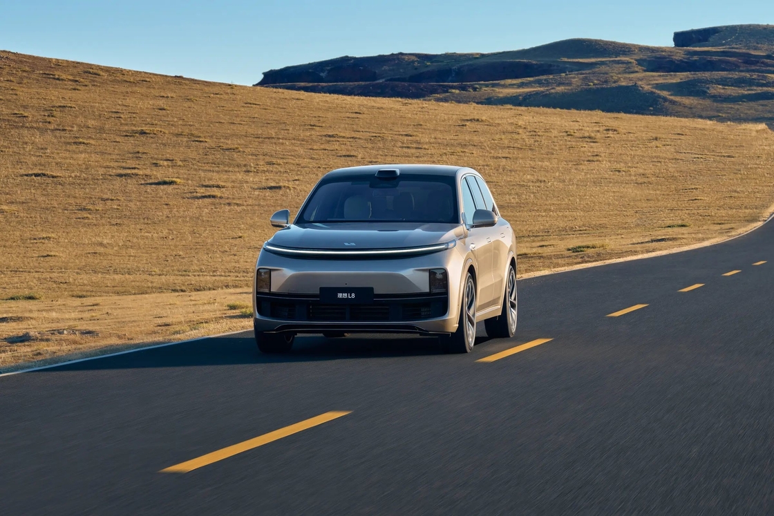 Lixiang L8 de tamaño familiar coche eléctrico de 400km con llantas de ruedas diferentes duraderas