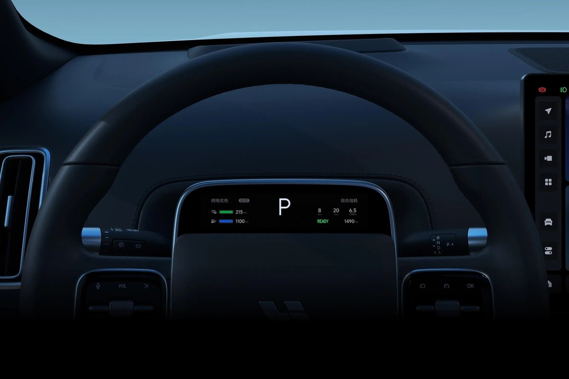 Configuraciones de gama alta Lixiang coche eléctrico ideal L7 con refrigerador de coche y televisor LCD