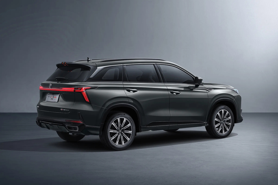 Changan Petrol CS75 Plus SUV Tipo de energía de gasolina para sus aventuras diarias