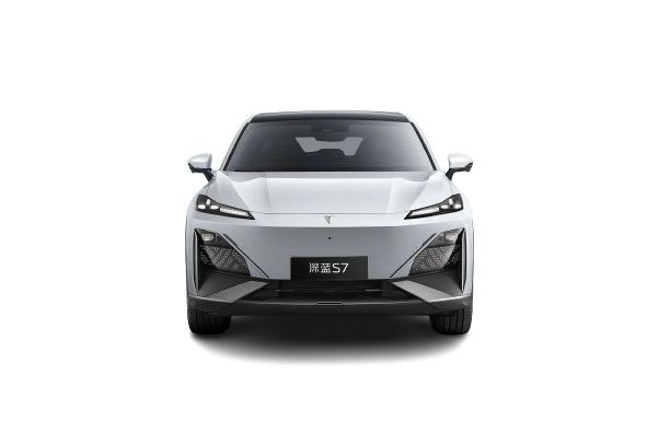 Mediano tamaño Changan Carro eléctrico DeepBlue 07 400km de alcance EV con tracción trasera