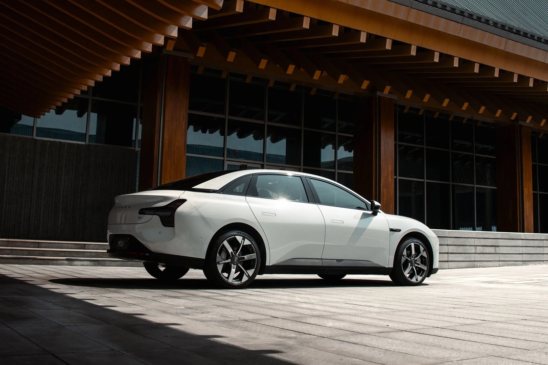 Xiaopeng Electric Car M03 La elección ideal con un interior espacioso y un sistema de infoentretenimiento