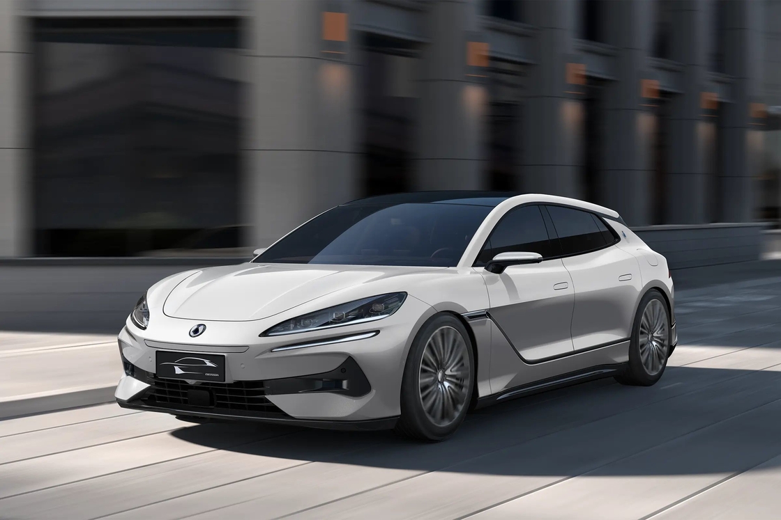 2024 DENZA Z 9 GT de lujo inteligente híbrido enchufable de 5 puertas y 5 asientos