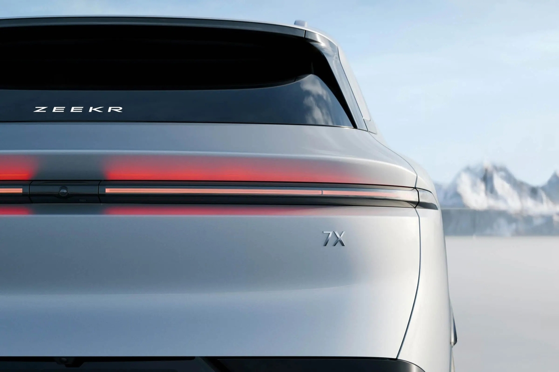 Zeekr 7X 2025 2wd 75kwh RWD 4 puertas 5 asientos Nuevo SUV eléctrico Carro eléctrico puro para adultos