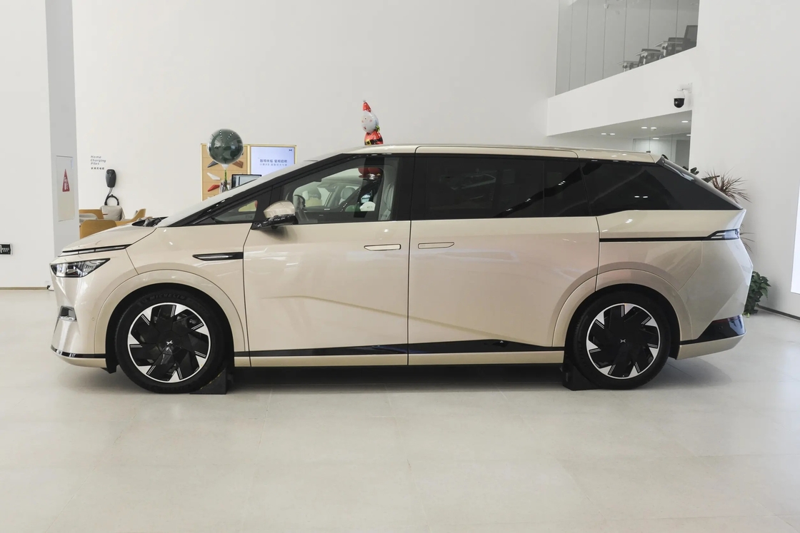 Xiaopeng X9 2024 702 Ultra Long Life Max Coche usado con velocidad máxima de 170 km/h