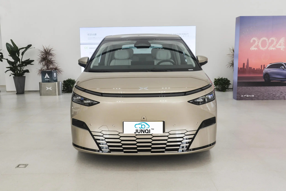 2024 Xpeng X9 702 Ultra Long Range Pro / Max Edición EV MPV de 7 asientos con 320 caballos de fuerza Auto nuevo FWD Euro VI Xpeng X9 de ChinaV