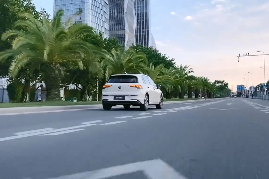 2024 Venta de autos eléctricos VW Golf 160km/h Vehículos de nueva energía SUV Fábrica de automóviles Golf EV Vehículo eléctrico Precio barato Coche usado