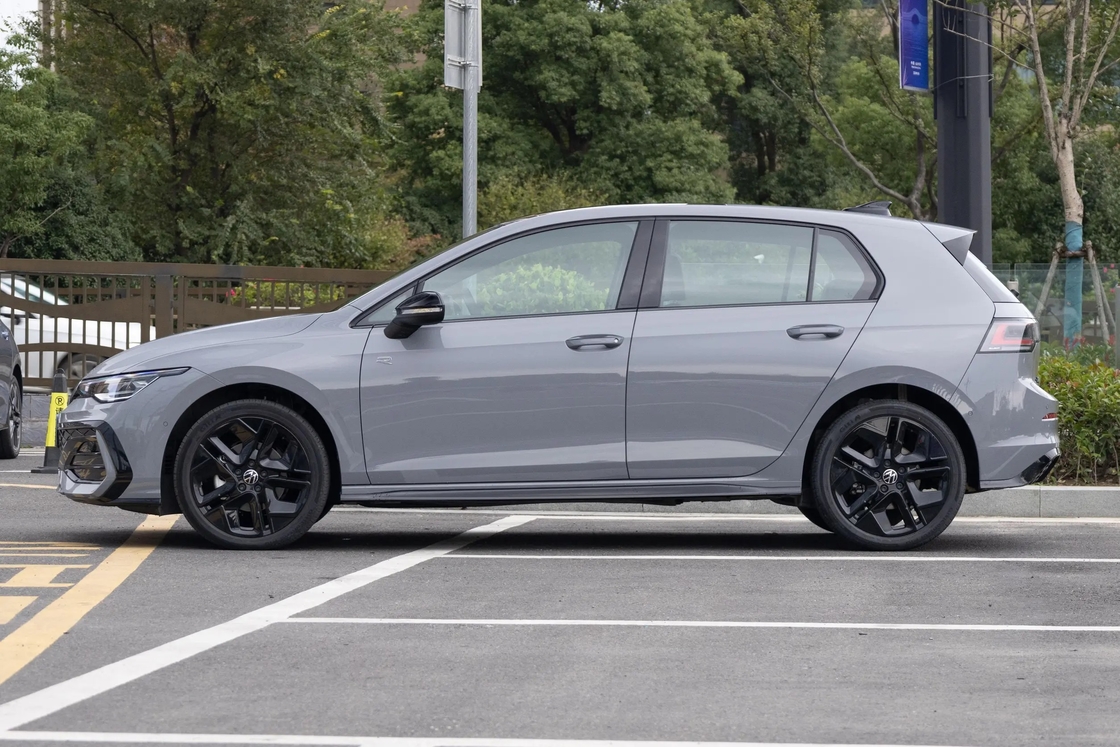 VolkswagenGolf 280 TSI DSG R-Line Litro de gasolina para automóviles Hatchback 2024 VW Golf 1.4T Nuevo coche Pequeño coche gasolina