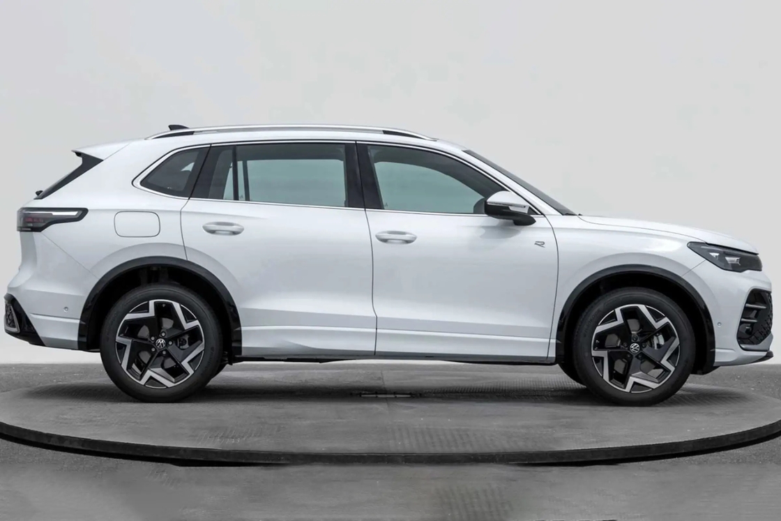 Volkswagen Tiguan 2024 R línea 380TSI 4WD 1.5T 2.0T VW Tiguan L pro edición insignia de 5 asientos Vehículo de gasolina SUV