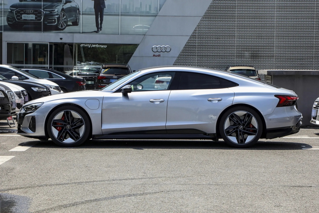 Spot 2022 Nueva Energía Au Di E Tron Deportes de Alta Velocidad Coche Eléctrico Au Di Etron Coche Nuevo Usado Rs Au Di E-tron Gt Car