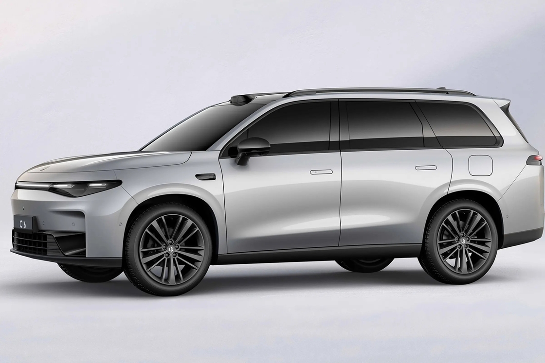 Leapmotor Electric Car Range Extended 200 Edición 3 filas de 6 asientos para el uso de grandes espacios