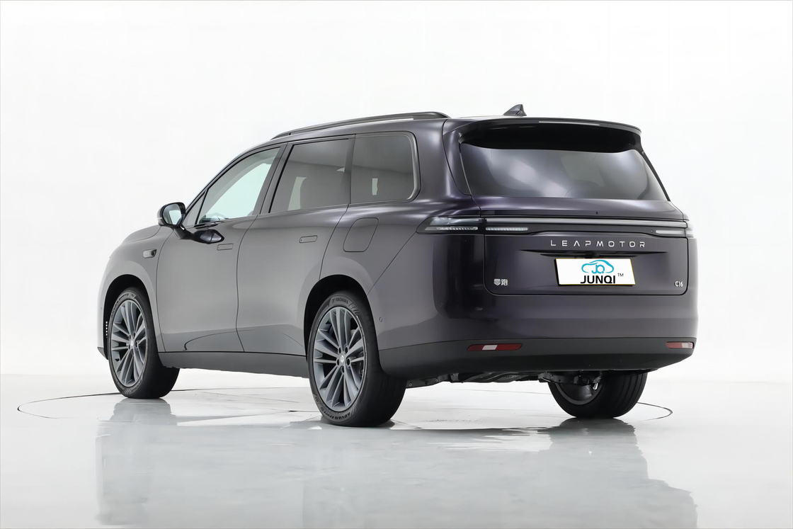 2024 Leapmotor C16: SUV eléctrico avanzado con 200kw de potencia, 5 puertas, 6 asientos, alcance extendido de 400 km