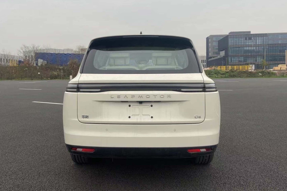 Automóvil eléctrico Leapmotor Rango extendido 200 Edición de conducción inteligente Tecnología de vanguardia Espacio cómodo