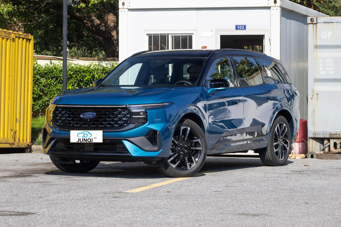 Changan FORD -2024 Ruijie L 2.0T EcoBoost Dos ruedas motrices Siete asientos Modelo elegante